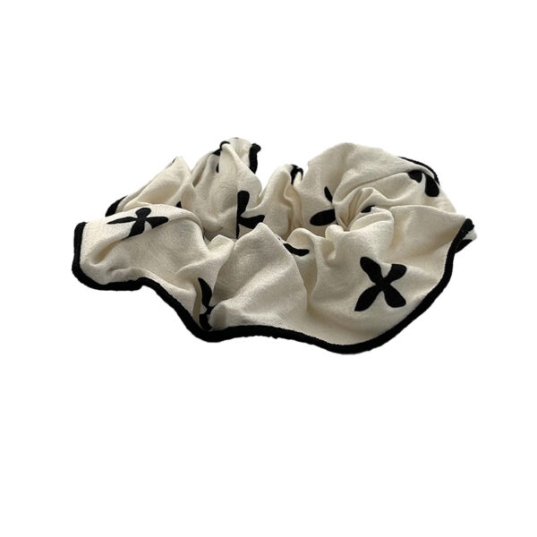 کش پارچه ای طرح گل 00404034