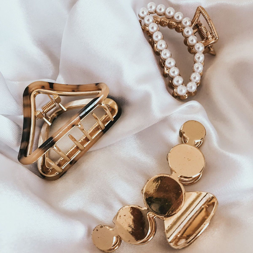 ۷ اکسسوری مو برای هدیه روز مادر